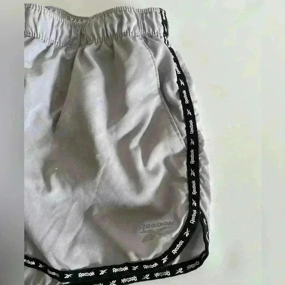 Reebok Short - Picture 4 of 10